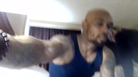 Snapshot of yallfavoritecouple chatting on March 6, 9:11 pm YallFav0rit3couple online show from March 6, 9:11 pm