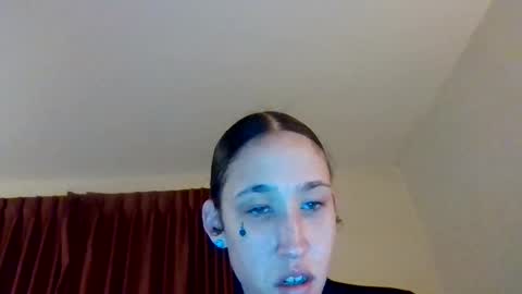 Snapshot of yallfavoritecouple chatting on April 2, 4:21 am YallFav0rit3couple online show from April 2, 4:21 am