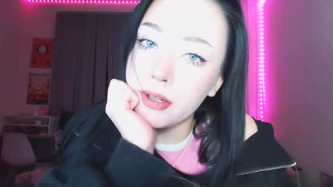 Yami online show from November 18, 10:36 pm