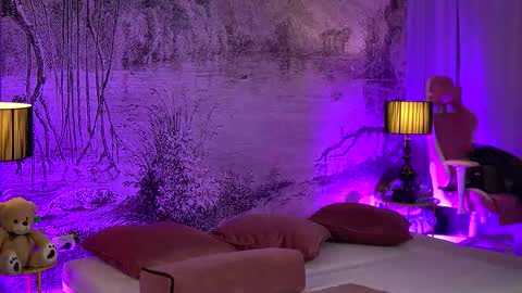 Yamira online show from September 30, 6:02 pm