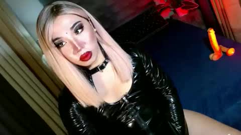 REYAN online show from January 31, 7:11 pm