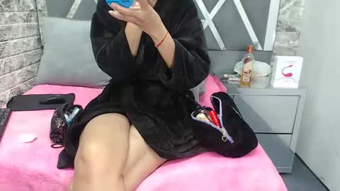 yanetrose online show from November 10, 3:16 am