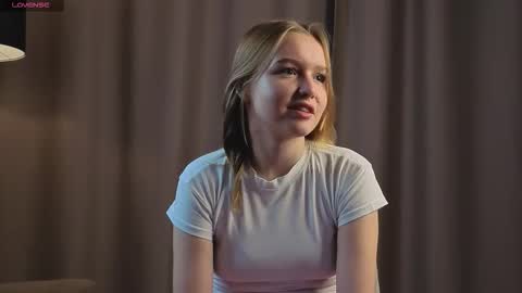 Snapshot of yangsperanza chatting on September 25, 1:04 pm Kate online show from September 25, 1:04 pm