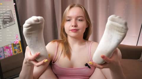 Kate online show from May 18, 1:06 pm