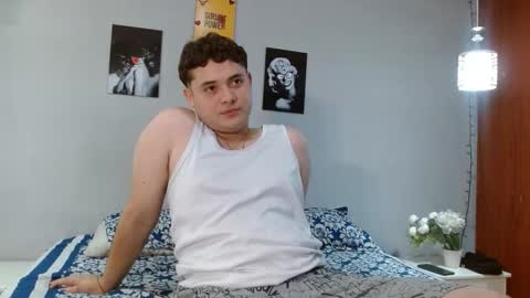 Snapshot of yanki_772 chatting on October 13, 7:03 pm yanki online show from October 13, 7:03 pm