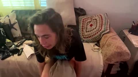 Snapshot of yanyanpixie chatting on October 12, 5:45 pm yanyanpixie online show from October 12, 5:45 pm