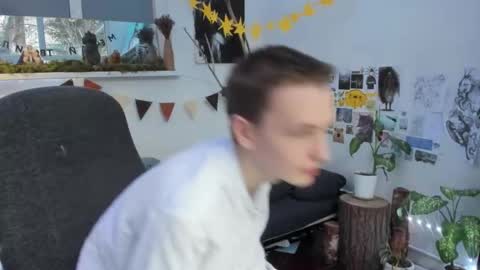 Snapshot of yaposha chatting on December 7, 11:51 am yaposha online show from December 7, 11:51 am