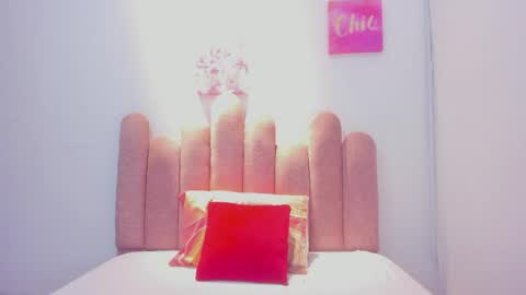 Snapshot of yara10_ chatting on May 6, 1:05 pm yara10_ online show from May 6, 1:05 pm