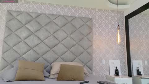 Snapshot of yara_shinne chatting on March 20, 1:49 pm Yara online show from March 20, 1:49 pm