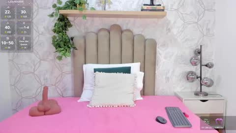 Snapshot of yaraamada chatting on November 11, 8:09 pm Yara online show from November 11, 8:09 pm