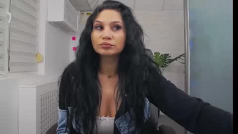 Yara online show from November 24, 4:34 am