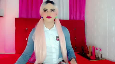 Snapshot of yarethrousss chatting on September 30, 5:34 am yarethrousss online show from September 30, 5:34 am