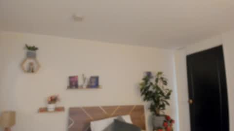 Yary online show from April 4, 2:25 pm