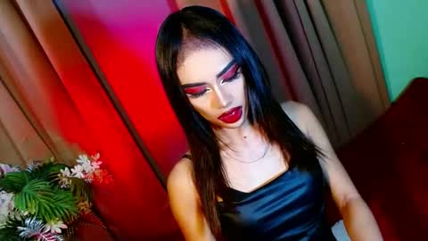 Snapshot of yasii19 chatting on December 22, 4:27 pm miss yasii online show from December 22, 4:27 pm