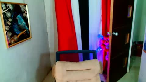 miss yasii online show from October 31, 4:52 pm