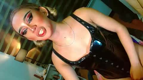 Snapshot of yasii19 chatting on May 7, 1:49 pm miss yasii online show from May 7, 1:49 pm
