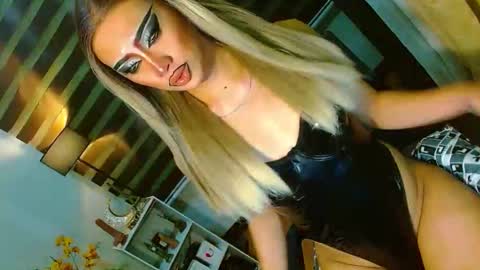 Snapshot of yasii19 chatting on May 11, 5:21 pm miss yasii online show from May 11, 5:21 pm