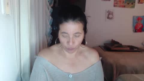 yasmin_love85 online show from October 31, 3:35 pm