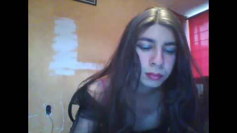 Snapshot of yasmin_paez23 chatting on December 20, 11:23 pm Yasmin Paez online show from December 20, 11:23 pm