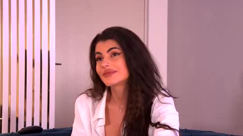 Yasmina  online show from November 14, 4:11 am