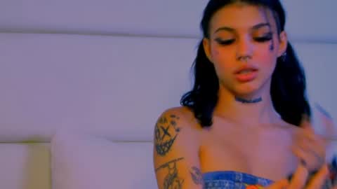 Snapshot of yasminstormx chatting on June 24, 4:44 am Diana online show from June 24, 4:44 am