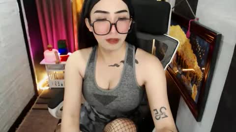 yassiered online show from October 4, 2:20 am