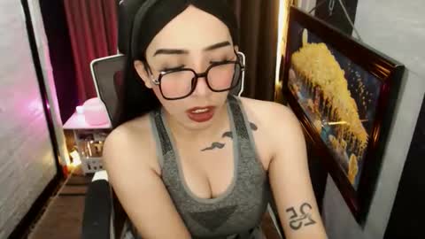 yassiered online show from March 28, 10:04 am