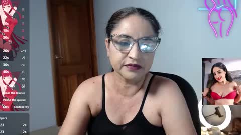 yaya____ online show from March 19, 10:36 pm