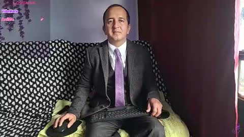 Hazzan y Greisy online show from December 2, 2:23 pm