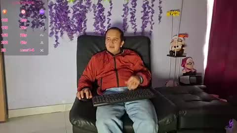 Snapshot of yazfore chatting on June 29, 5:46 pm Hazzan online show from June 29, 5:46 pm