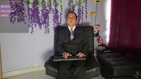 Snapshot of yazfore chatting on June 30, 1:23 pm Hazzan online show from June 30, 1:23 pm