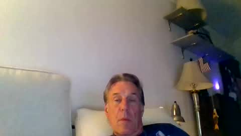 yeah_baby6988 online show from May 19, 3:13 am