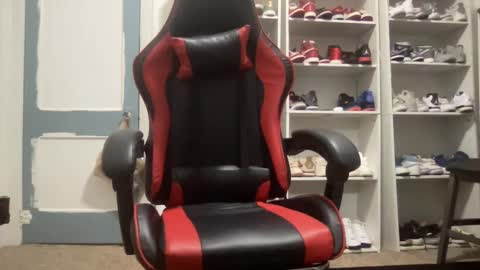 Yeahitsrell online show from February 17, 11:44 am