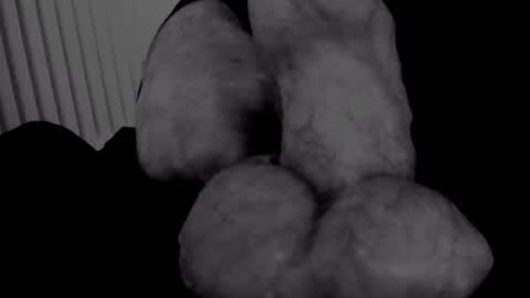 Snapshot of yeasayer004 chatting on October 11, 12:21 am yeasayer online show from October 11, 12:21 am