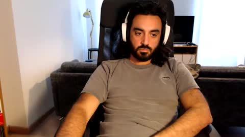 yeeaahoo online show from September 24, 5:05 pm