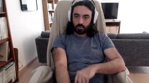 yeeaahoo online show from March 22, 9:45 am