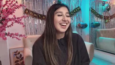 Yei  online show from December 21, 3:52 pm