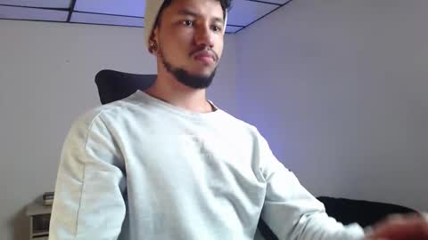 yeff online show from October 31, 1:28 am