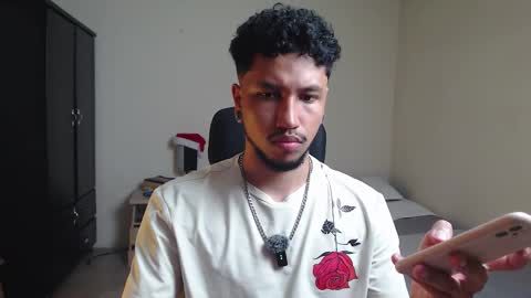 yeff online show from December 19, 12:06 am