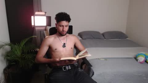 yeff online show from February 3, 2:53 am