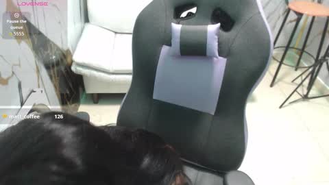 Snapshot of yei_queenpussy chatting on September 22, 9:06 pm yei queenpussy online show from September 22, 9:06 pm