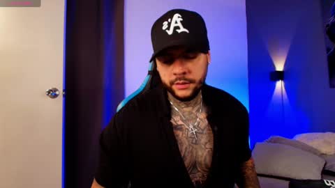 Snapshot of yeikoe1 chatting on January 17, 2:18 am yeikoe1 online show from January 17, 2:18 am