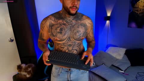 Snapshot of yeikoe1 chatting on January 18, 5:41 am yeikoe1 online show from January 18, 5:41 am