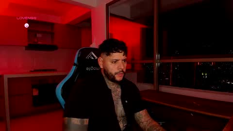 Snapshot of yeikoe1 chatting on January 17, 12:37 am yeikoe1 online show from January 17, 12:37 am