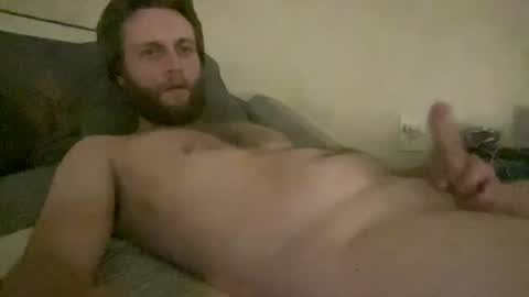 Snapshot of yekim69 chatting on September 30, 2:27 am Jennmike online show from September 30, 2:27 am