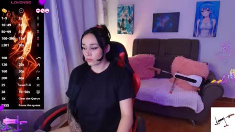 Snapshot of yeliana_sexy chatting on March 23, 1:53 am Valery online show from March 23, 1:53 am