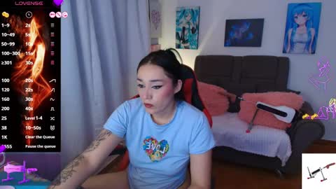 Snapshot of yeliana_sexy chatting on April 9, 12:54 am Valery online show from April 9, 12:54 am