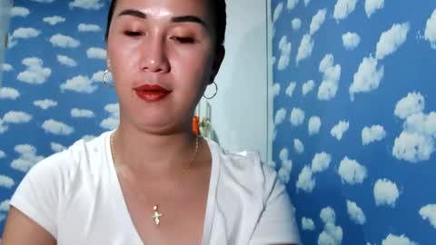 yella hope online show from February 1, 12:04 pm