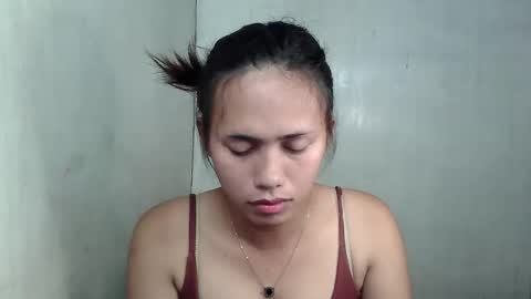 yella_xx69 online show from September 14, 12:59 pm