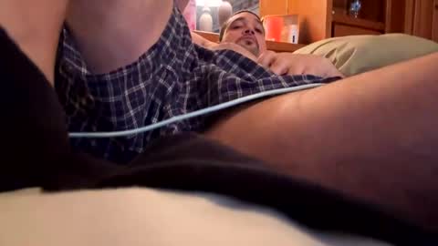 yellaguy1202 online show from January 22, 12:38 pm